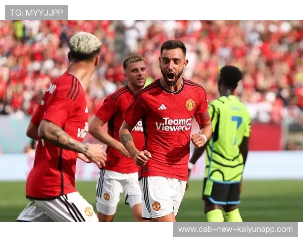 曼彻斯特联高速传导打开两条进攻路线